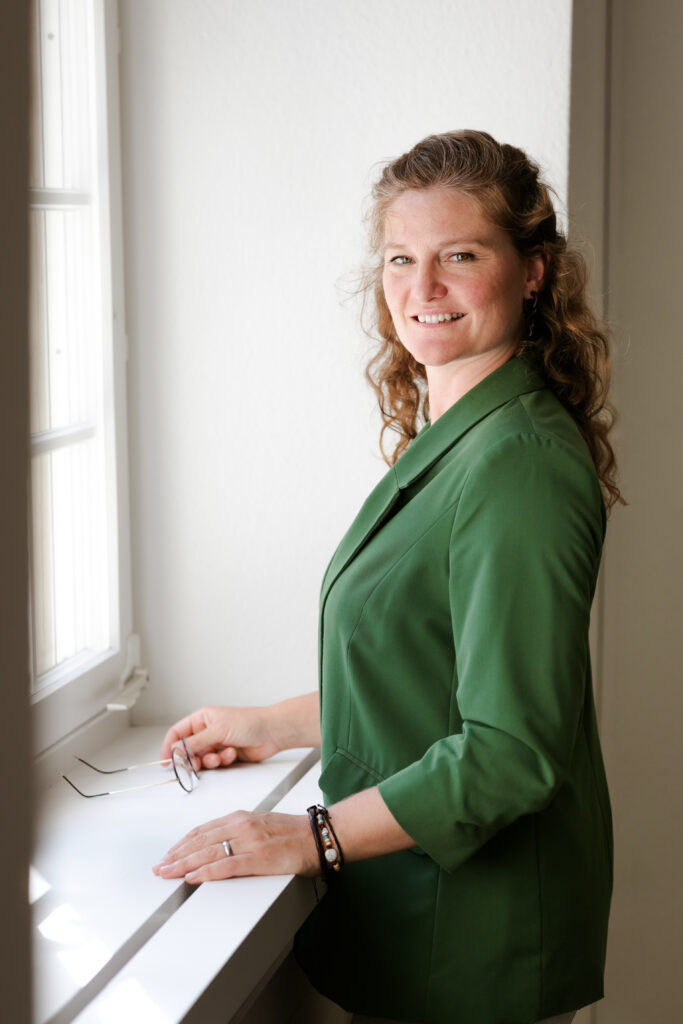 Portrait von Debora Tietz, Sexologin und Paartherapeutin